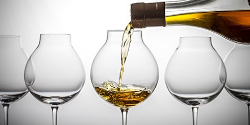 https://www.whiskynotes.be/wp-content/uploads/2018/06/blenders-whisky-glass.jpg